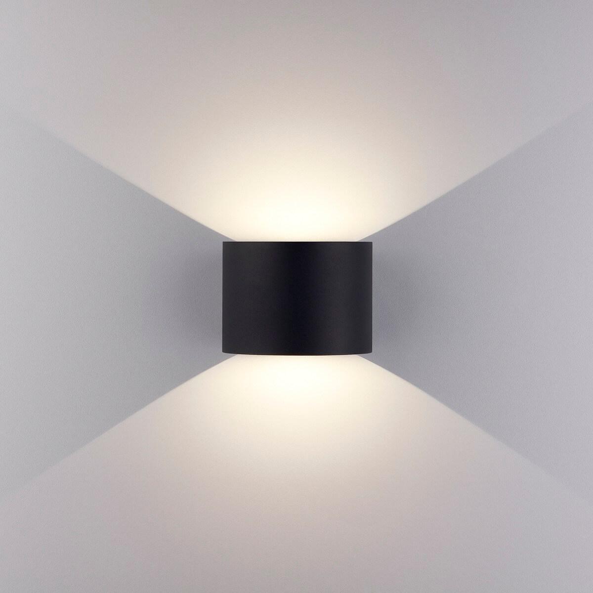 фото уличный настенный светодиодный светильник elektrostandard 1518 techno led blade черный a038828 | 220svet.ru